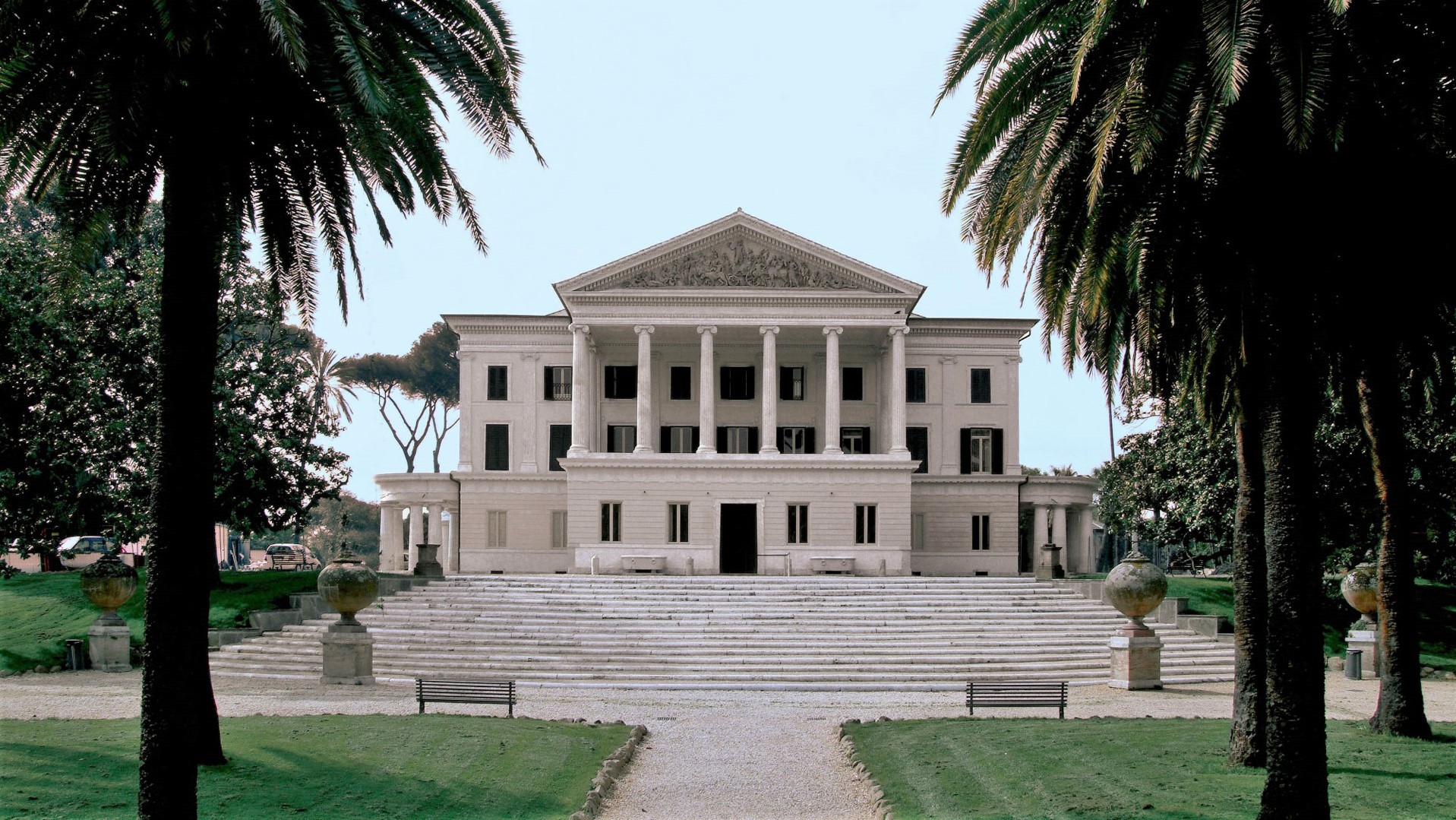 Villa Torlonia, Un Piccolo Grande Parco Nel Cuore Di Roma