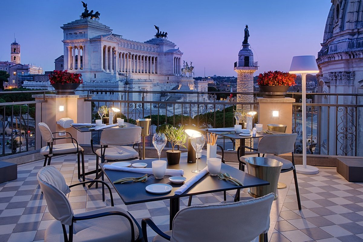 nh-collection-fori-imperiali-rooftop-bar