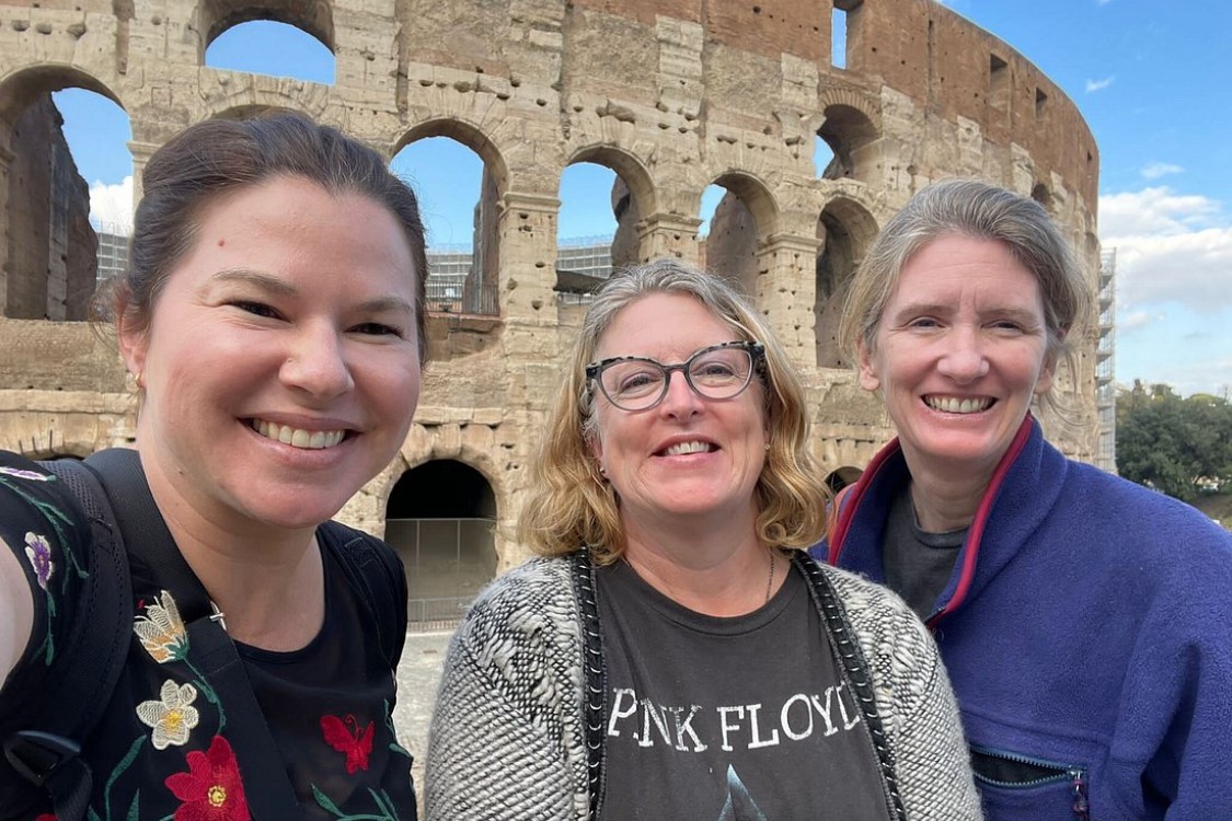 colosseum and roman forum semi private tour