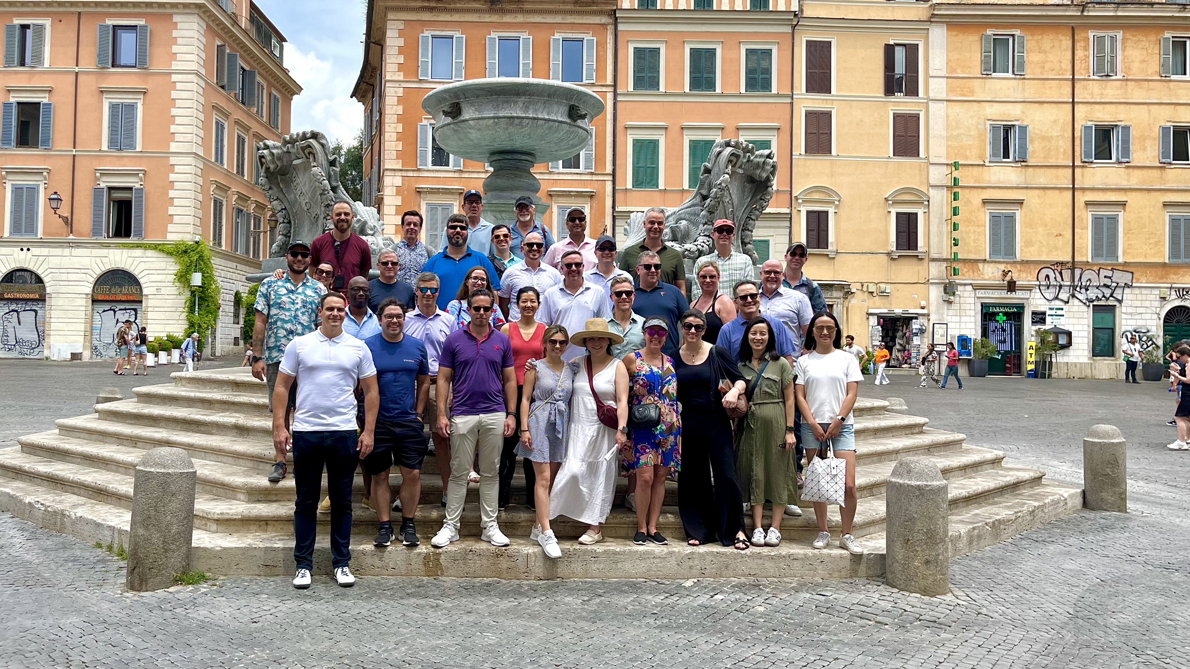 Tailor-Made Experiences for Corporate Groups: Discover the Best Guided Tours in Rome